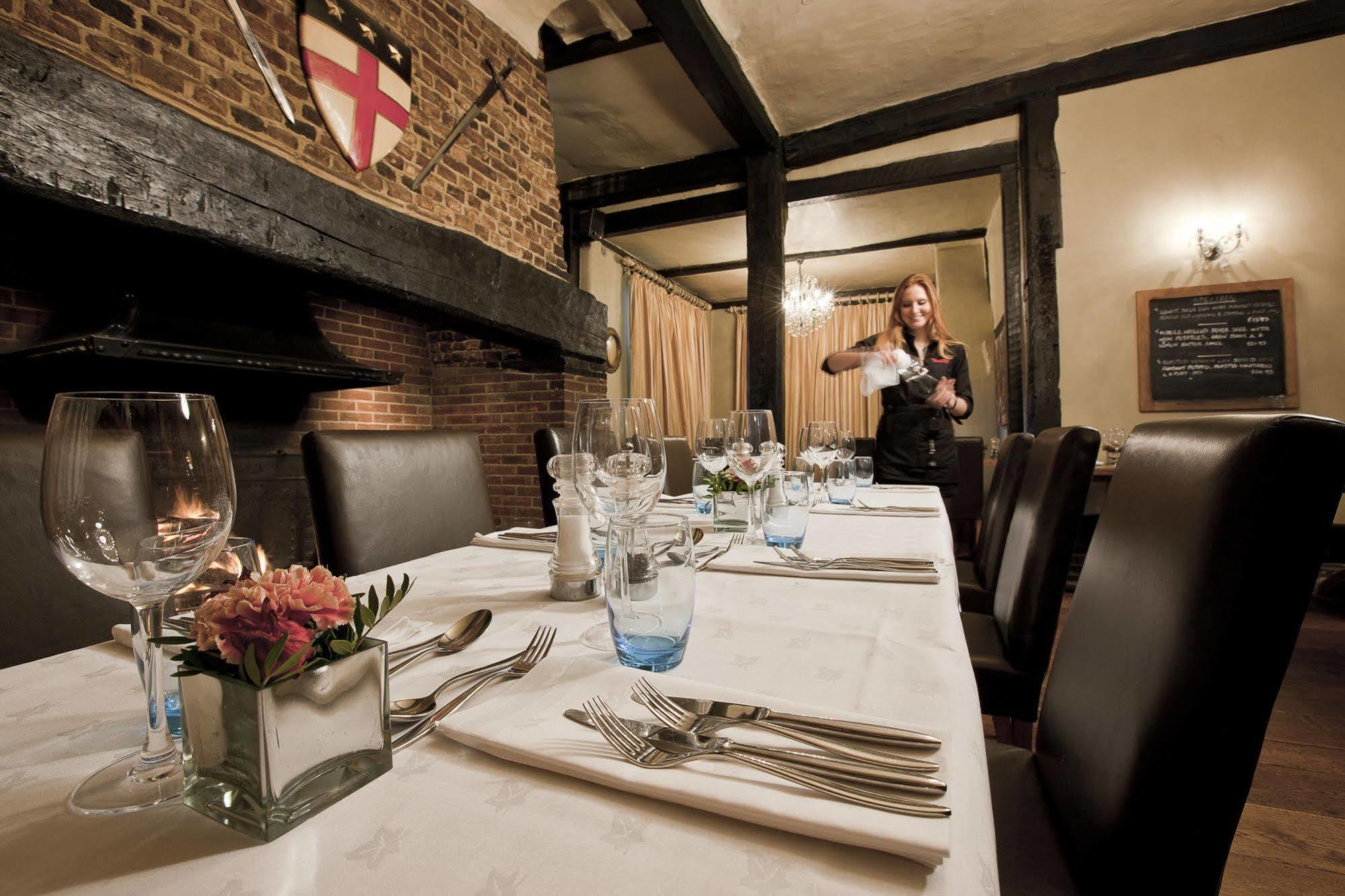 The George Hotel & Brasserie, Cranbrook Bagian luar foto