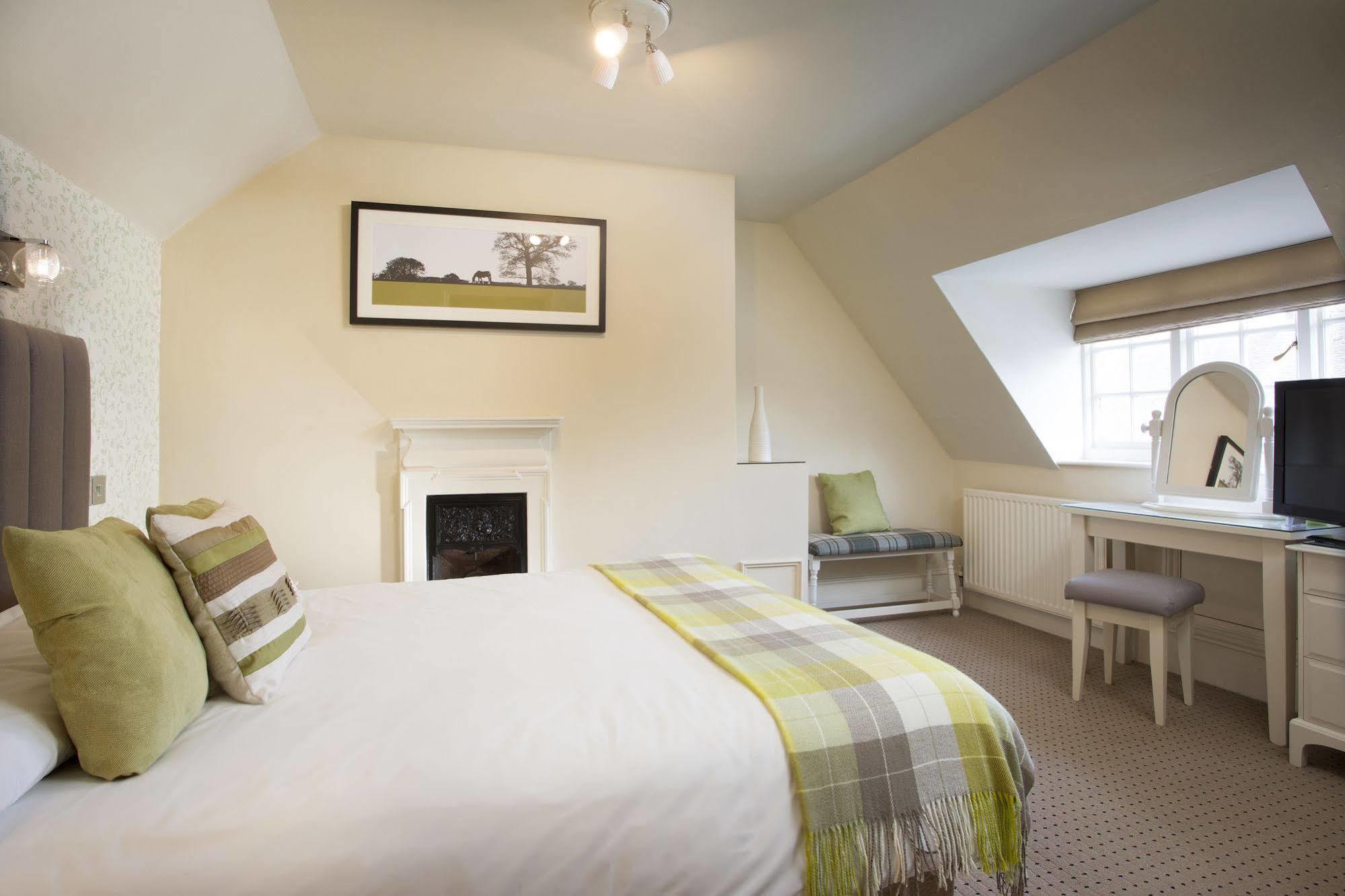 The George Hotel & Brasserie, Cranbrook Bagian luar foto