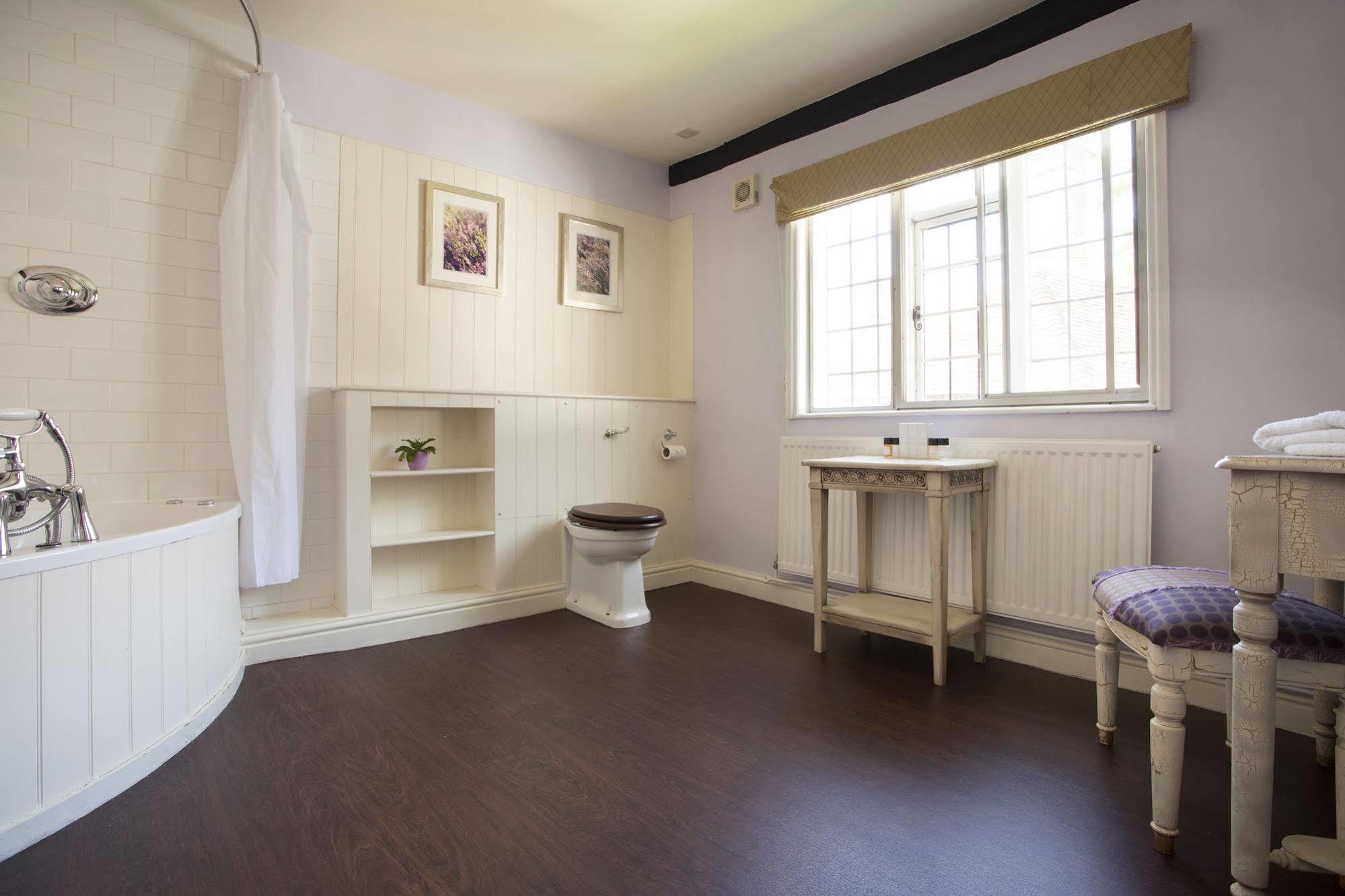 The George Hotel & Brasserie, Cranbrook Bagian luar foto